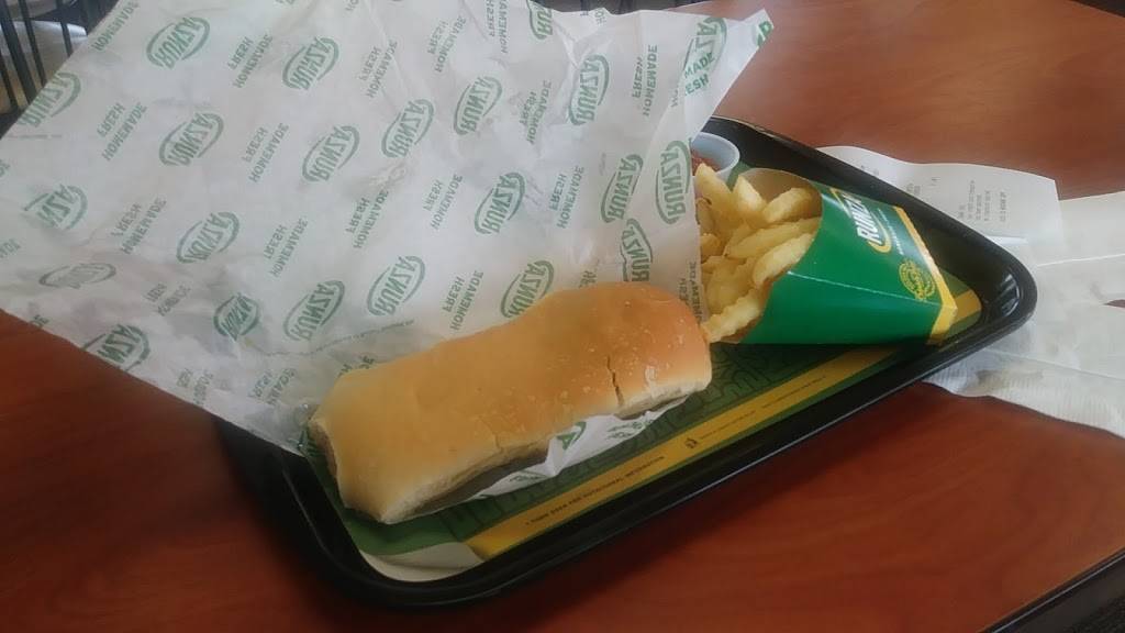Runza Restaurant | restaurant | 329 W David Dr, York, NE 68467, USA | 4023620074 OR +1 402-362-0074