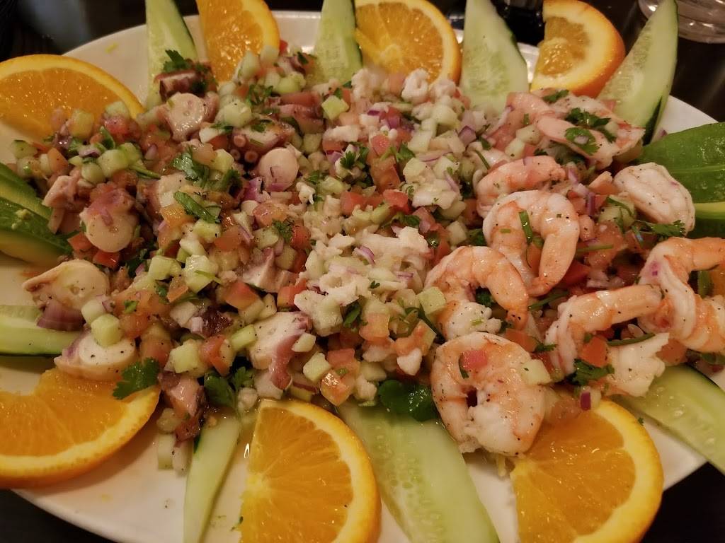 Los Compadres | restaurant | 3229 E Anaheim St, Long Beach, CA 90804, USA | 5629610061 OR +1 562-961-0061