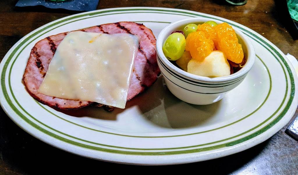 Willie Sues Restaurant | restaurant | 3355 Patriot Pkwy, Sumter, SC 29154, USA | 8034692500 OR +1 803-469-2500