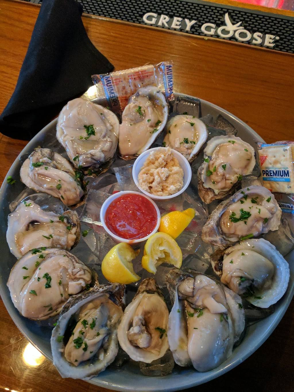 Lumpys Sports Grill NW Expressway | restaurant | 5909 Northwest Expy, Oklahoma City, OK 73132, USA | 4057287000 OR +1 405-728-7000