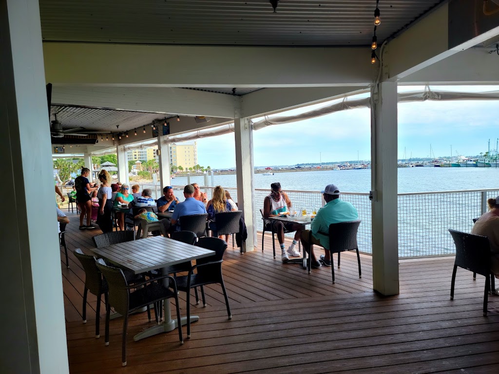 Uncle Ernies | restaurant | 1151 Bayview Ave, Panama City, FL 32401, USA | 8507638427 OR +1 850-763-8427