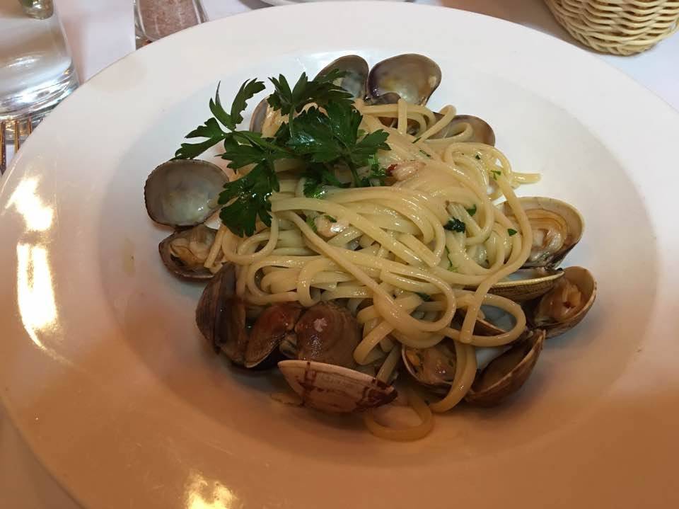 Bella Blu | restaurant | 967 Lexington Ave, New York, NY 10021, USA | 2129884624 OR +1 212-988-4624