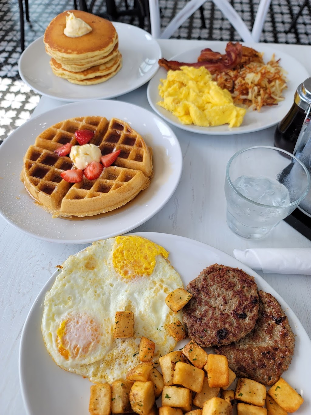 Le Peep | restaurant | 1330 N Main St, Speedway, IN 46224, USA | 4632062720 OR +1 463-206-2720