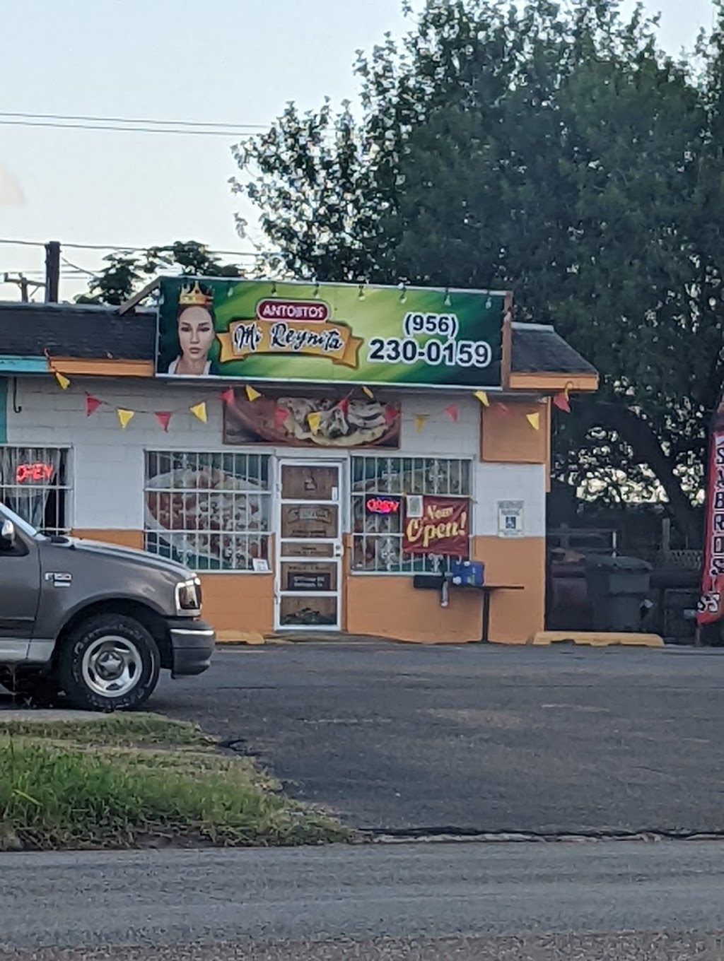 Antojitos Mi Reynita | restaurant | 2217 TX-499 Loop, Harlingen, TX 78550, USA | 9562300159 OR +1 956-230-0159