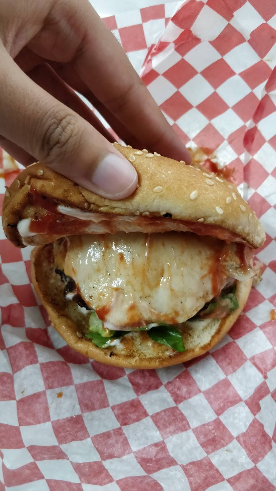 Flavor Towne | restaurant | 210 - 3092 Mavis Road Inside Mississauga Flea Market Food Court, Mississauga, ON L5C 1T8, Canada | 6475281996 OR +1 647-528-1996