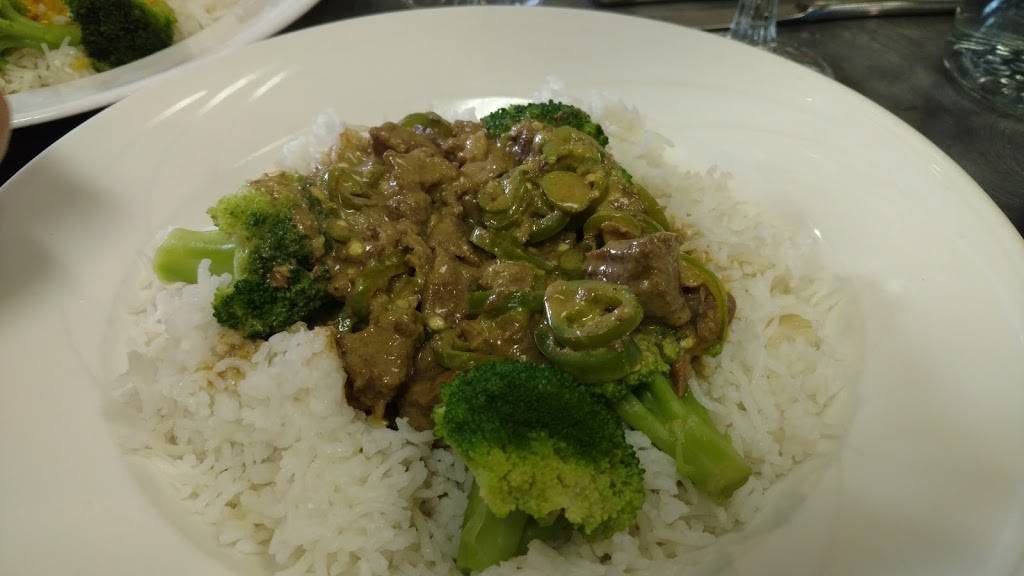 Maxs World Cafe | restaurant | 212 Front St N, Issaquah, WA 98027, USA | 4253918002 OR +1 425-391-8002