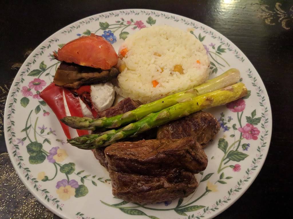 Olive Branch Restaurant & Café | restaurant | 120 Front St, Greenport, NY 11944, USA | 6313332444 OR +1 631-333-2444