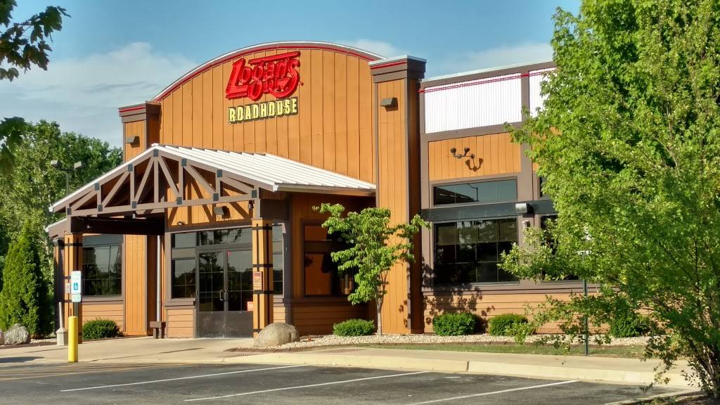 Logans Roadhouse | restaurant | 240 Conference Center Dr E, Peoria, IL 61611, USA | 3096983150 OR +1 309-698-3150