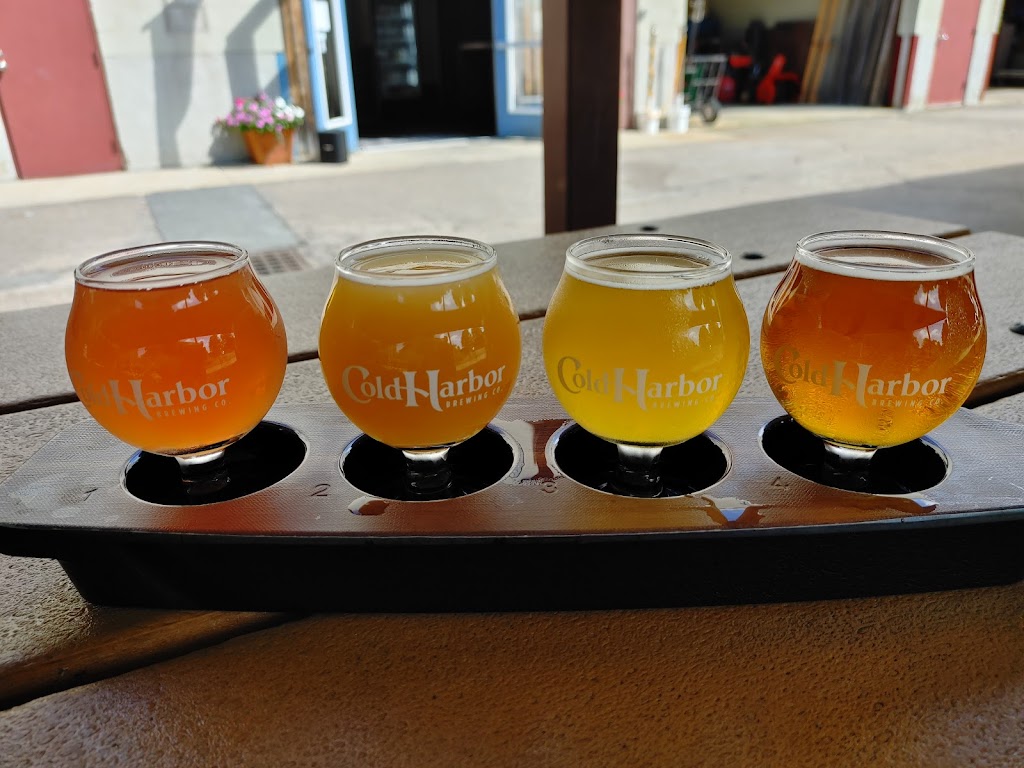 Cold Harbor Brewing LLC | restaurant | 66 Otis St, Westborough, MA 01581, USA | 5083291790 OR +1 508-329-1790