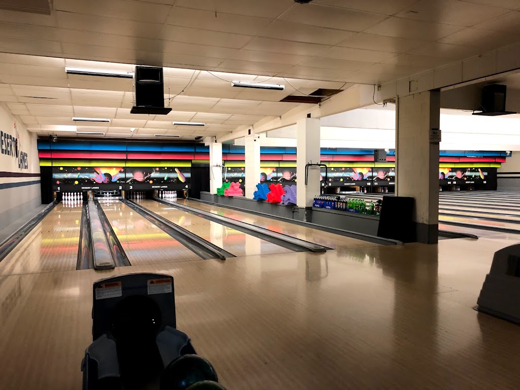 Desert Lanes Family Fun Center | restaurant | 1545 N 1st St, Hermiston, OR 97838, USA | 5415676364 OR +1 541-567-6364