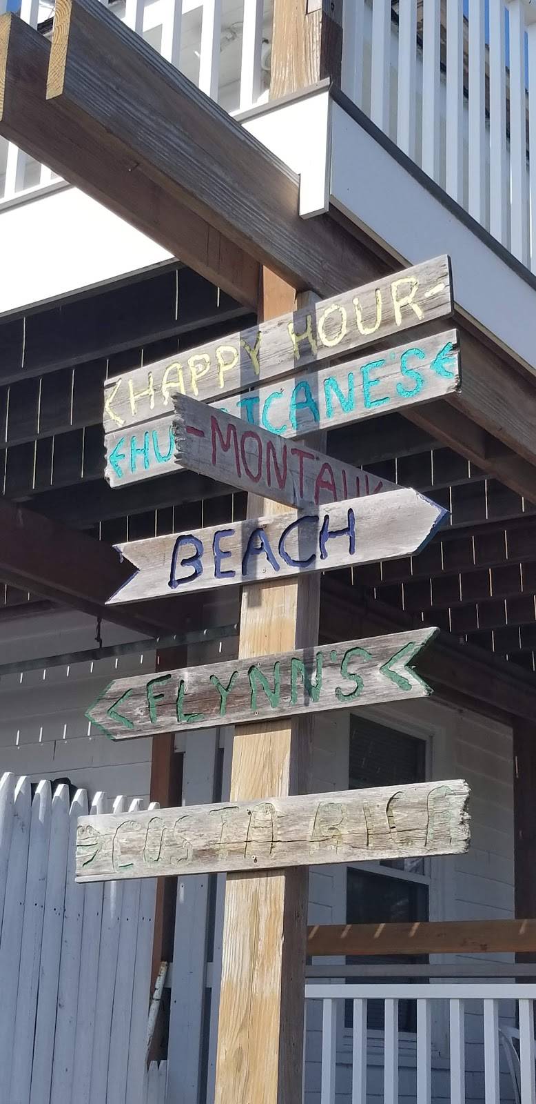 Hurricanes Bar & Grill | restaurant | 25 Cayuga Walk, Ocean Beach, NY 11770, USA | 6315838000 OR +1 631-583-8000