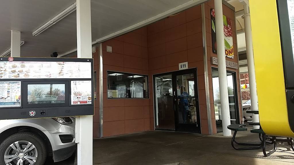 Sonic Drive-In | restaurant | 615 S Main St, Ashland City, TN 37015, USA | 6157921873 OR +1 615-792-1873