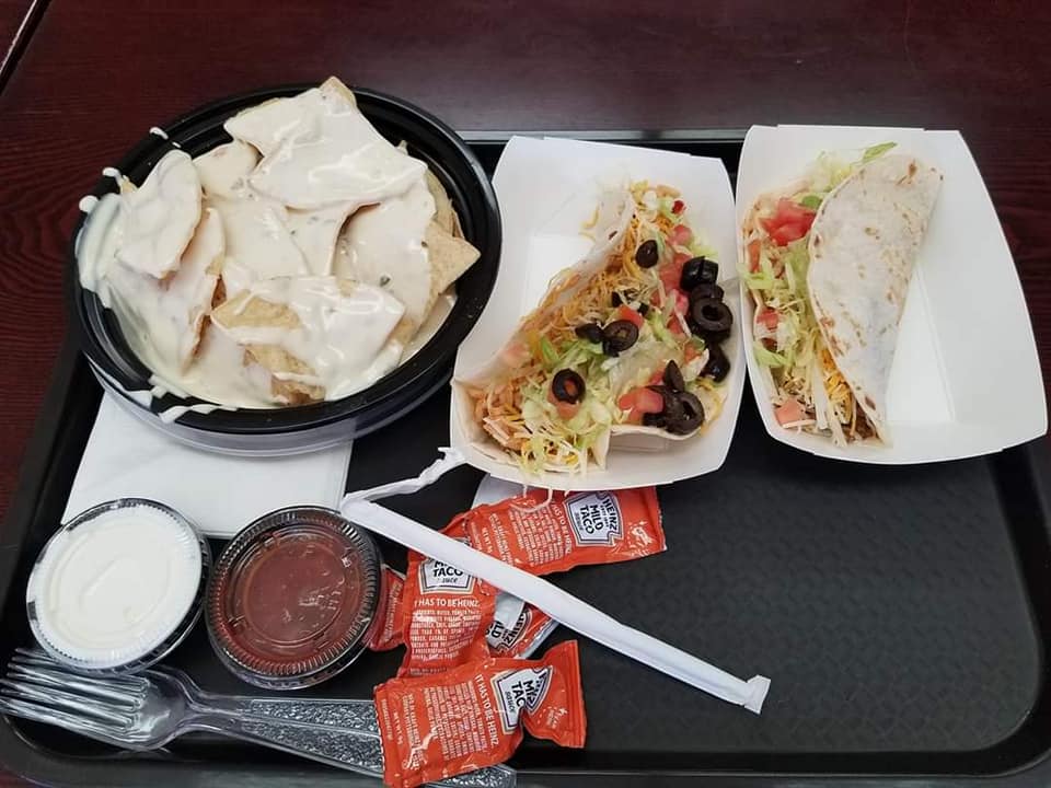 Rockys Tacos & Subs | restaurant | 424 N Main St, Oshkosh, WI 54901, USA | 9204797000 OR +1 920-479-7000