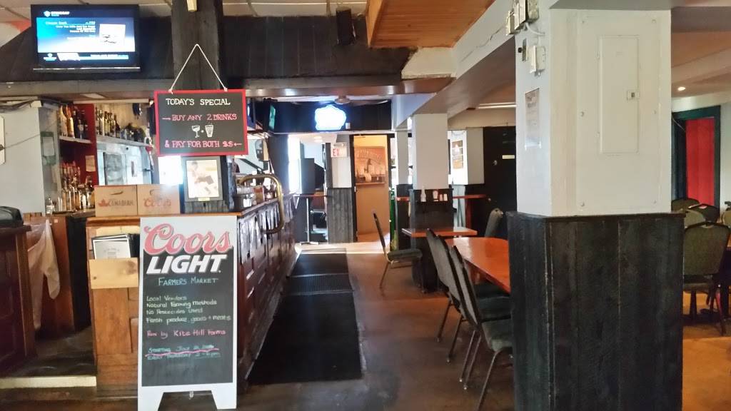 MUDDY WATER HOTEL | restaurant | 25 Main St W, Beeton, ON L0G 1A0, Canada | 9057292693 OR +1 905-729-2693