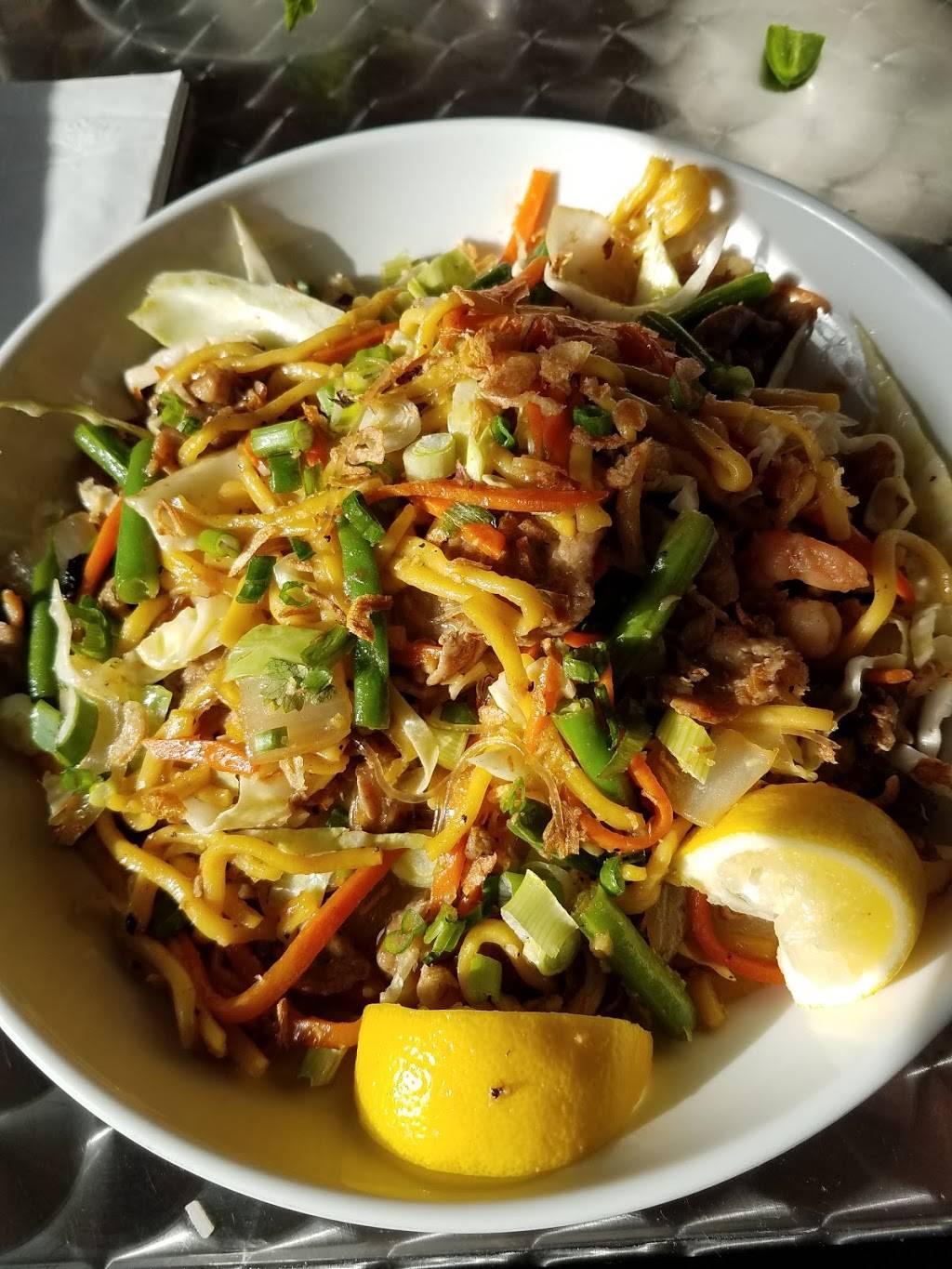 Wild Ginger Noodle Bar | restaurant | 1950 Hendersonville Rd #12, Asheville, NC 28803, USA | 8286762311 OR +1 828-676-2311