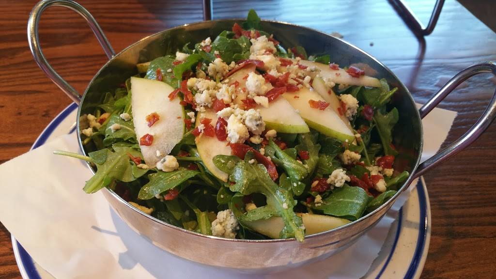 Enos Pizza Tavern | restaurant | 215 S Bois D Arc St, Forney, TX 75126, USA | 4697200400 OR +1 469-720-0400