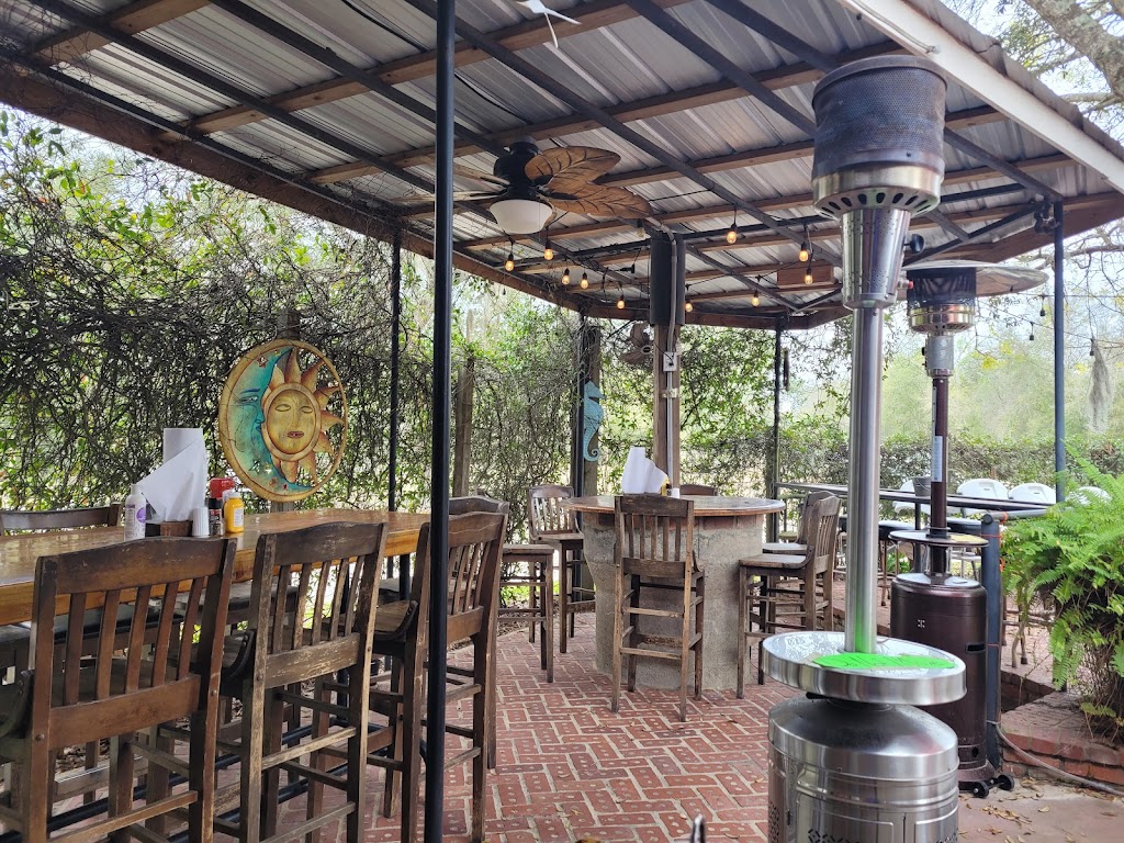 Nowhere Grille | restaurant | 13950 Beach Rd, Perry, FL 32348, USA | 8502233999 OR +1 850-223-3999