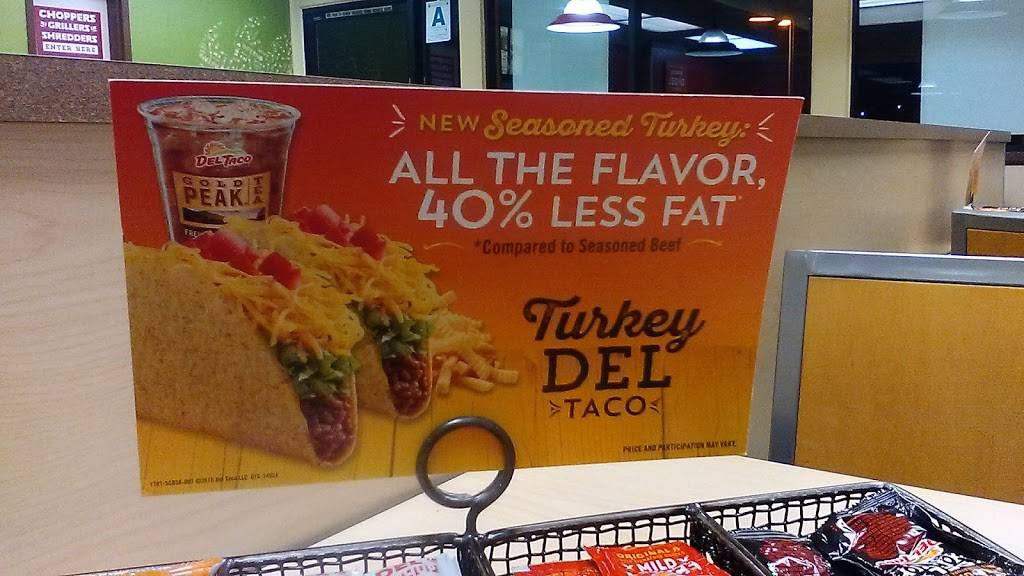 Del Taco | meal takeaway | 1037 E Bobier Dr, Vista, CA 92084, USA | 7609458294 OR +1 760-945-8294