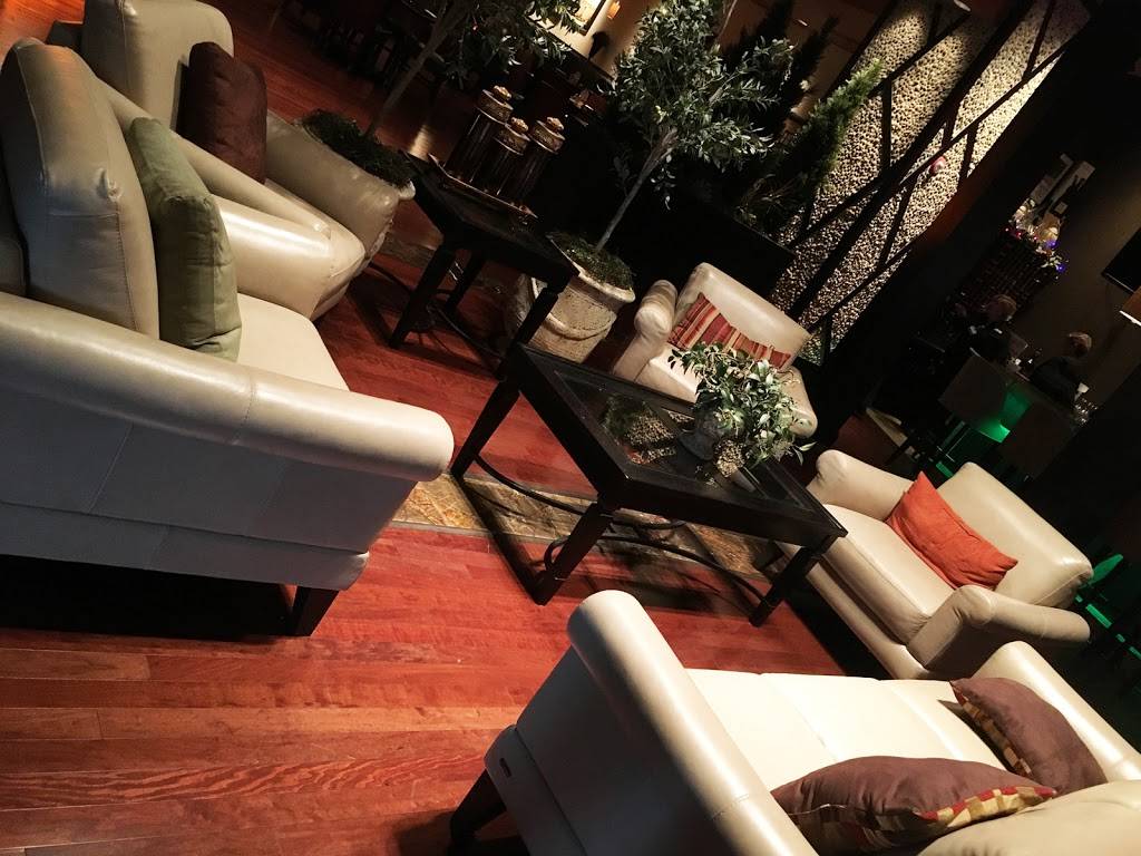 Bella Italiana | restaurant | 1721 W Canal St, Milwaukee, WI 53233, USA | 4148477626 OR +1 414-847-7626