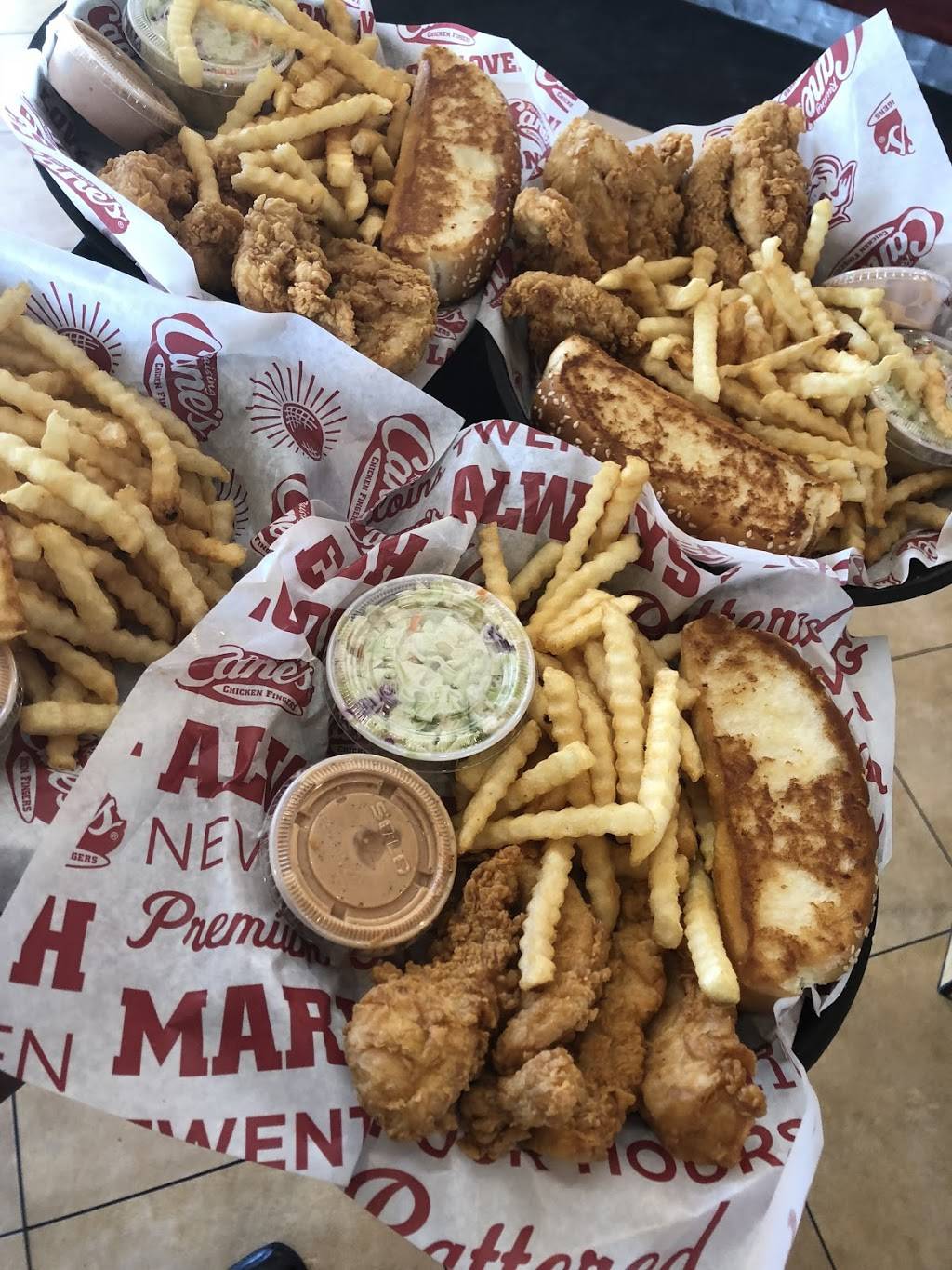 Raising Canes Chicken Fingers | restaurant | 2085 Polaris Pkwy, Columbus, OH 43240, USA | 6148470900 OR +1 614-847-0900