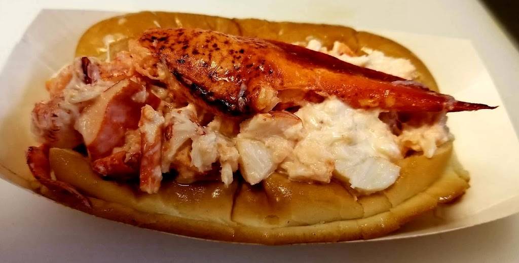 Theres A Treat Takeout | restaurant | 495 N Deer Isle Rd, Deer Isle, ME 04627, USA | 2073489444 OR +1 207-348-9444