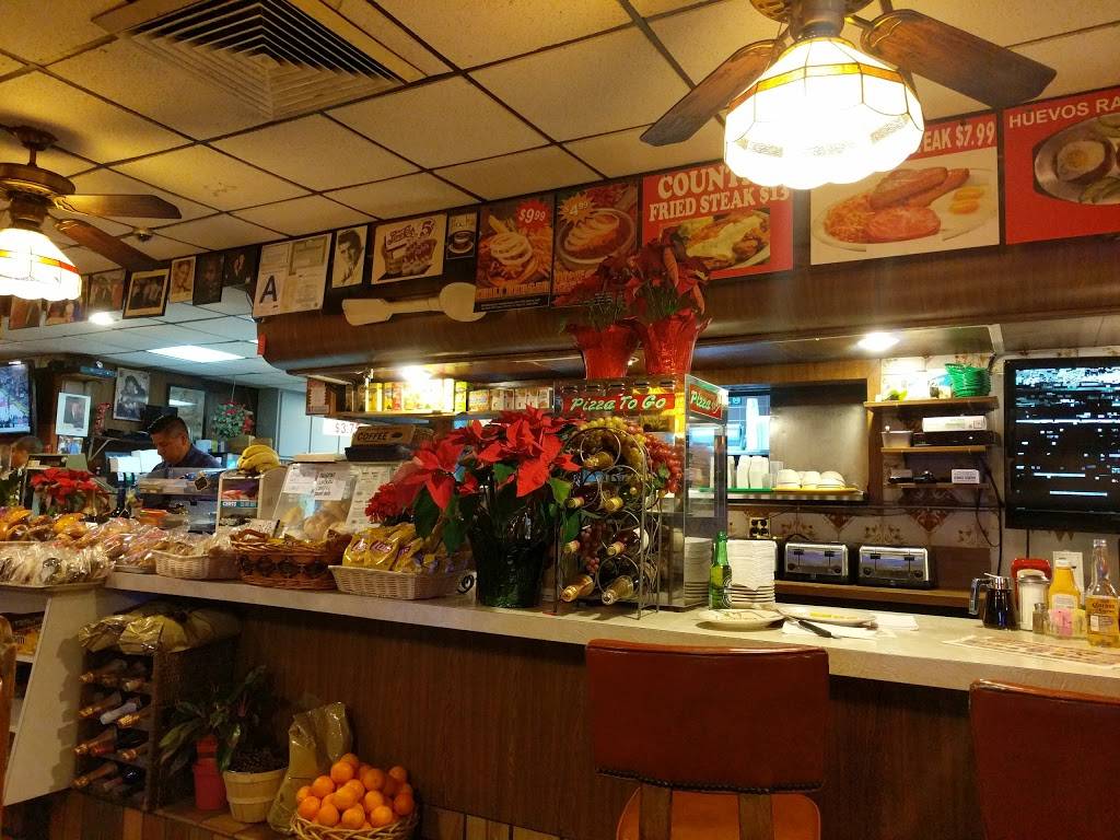 Kanes | restaurant | 44-15 College Boulevard, Flushing, NY 11355, USA | 7184635787 OR +1 718-463-5787