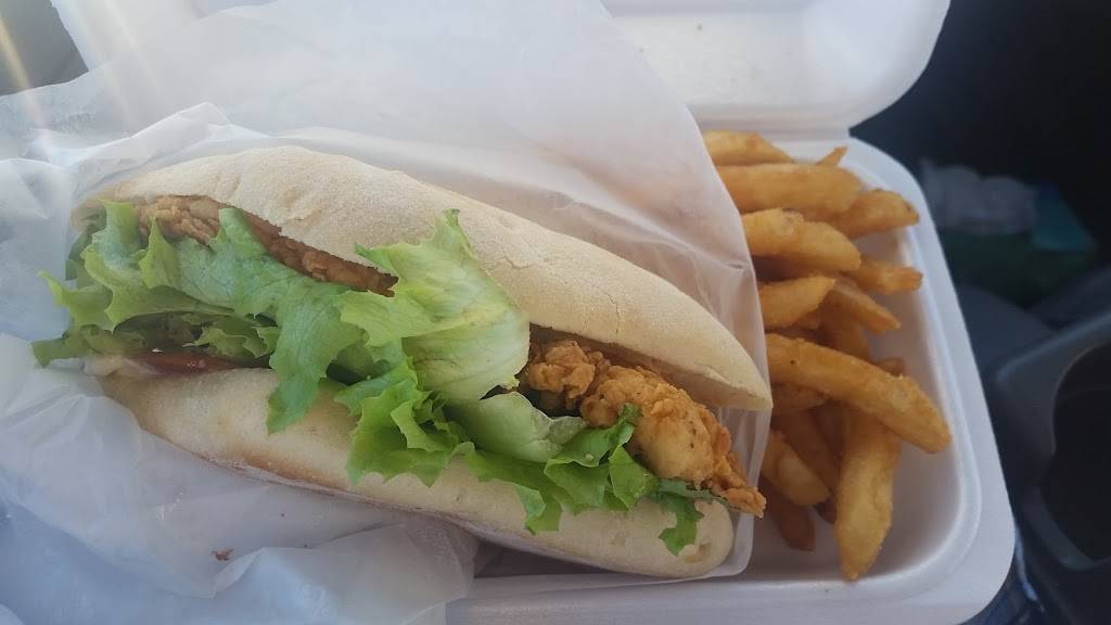 Four C | restaurant | 1758 Lawrence Ave E, Scarborough, ON M1R 2Y1, Canada | 6477483444 OR +1 647-748-3444