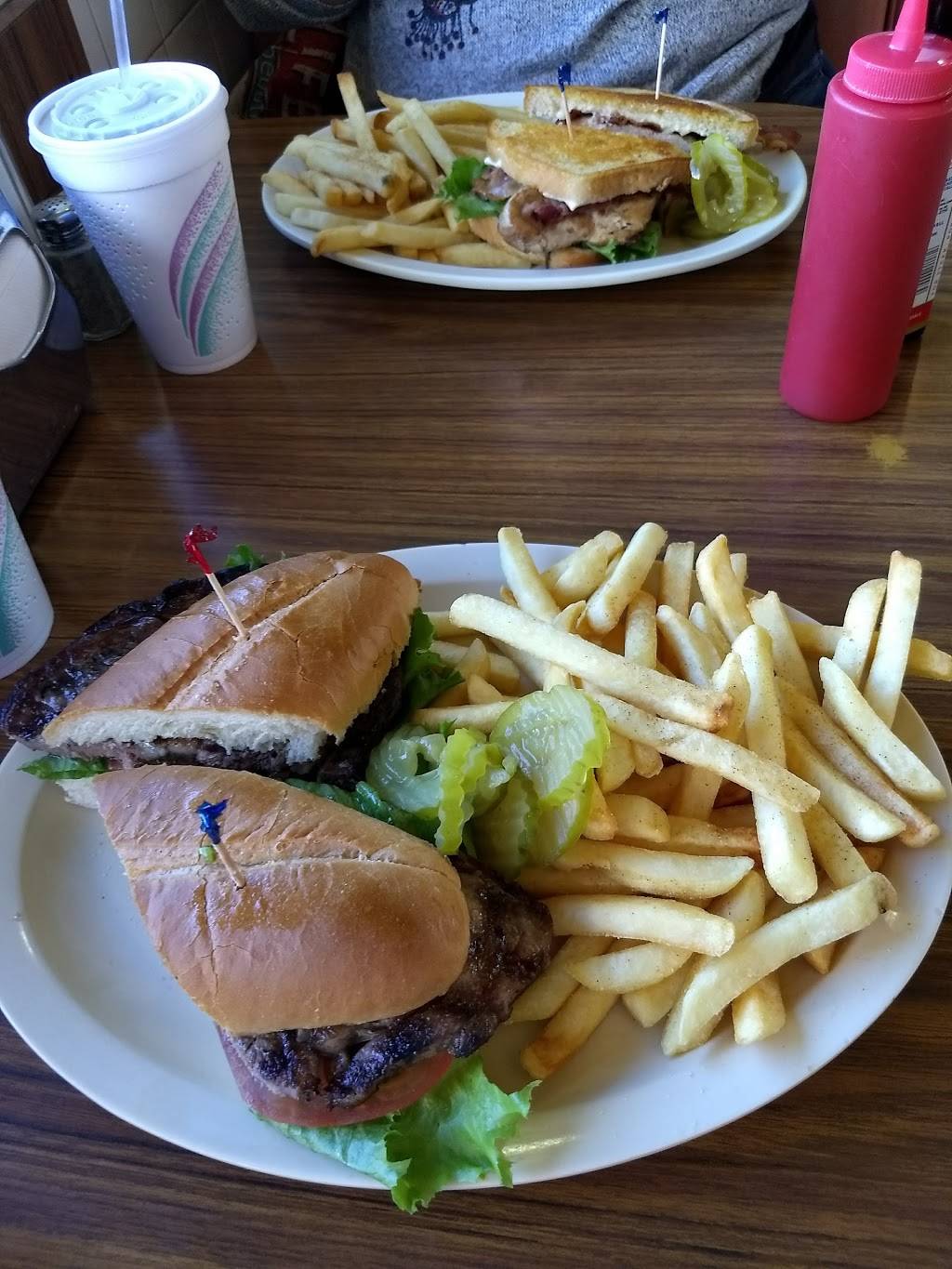 Billy Boy Burgers | restaurant | 114 E Katella Ave, Orange, CA 92867, USA | 7146335920 OR +1 714-633-5920