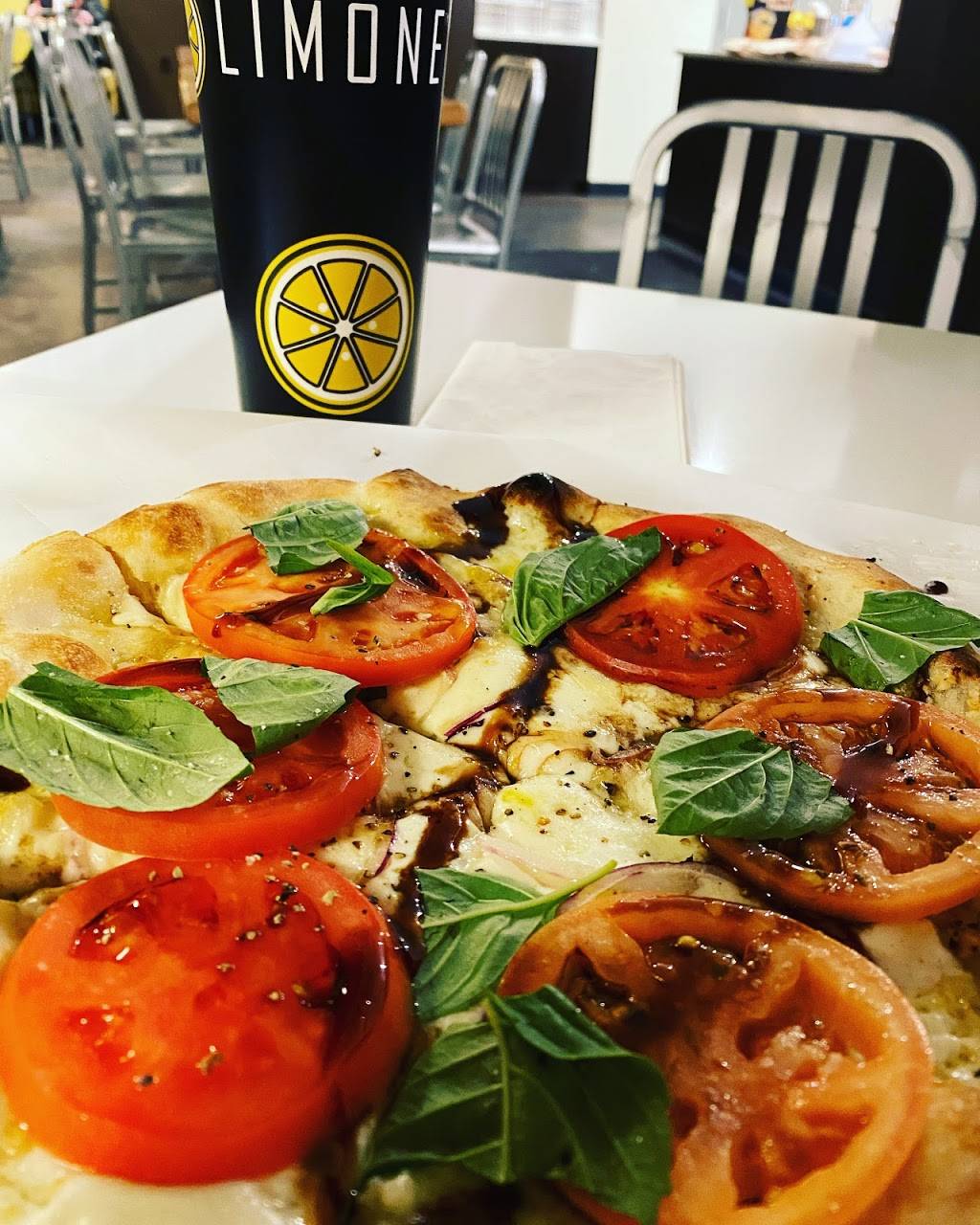 Pizzeria Limone | restaurant | 11464 S, Pkwy Plaza Dr Suite #100, South Jordan, UT 84095, USA | 8014954467 OR +1 801-495-4467