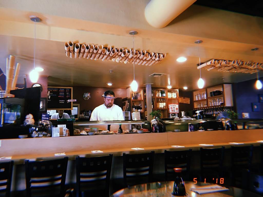 Zen Toro Japanese Bistro | restaurant | 132 E St #100, Davis, CA 95616, USA | 5307530154 OR +1 530-753-0154