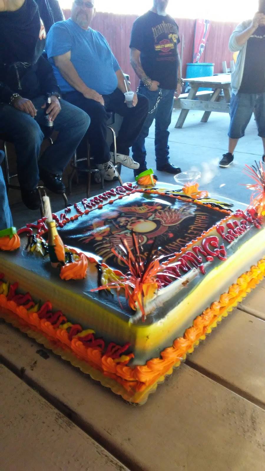 Fat Daddyz | restaurant | 5437 S Center Ave, Summit, IL 60501, USA | 7085630807 OR +1 708-563-0807