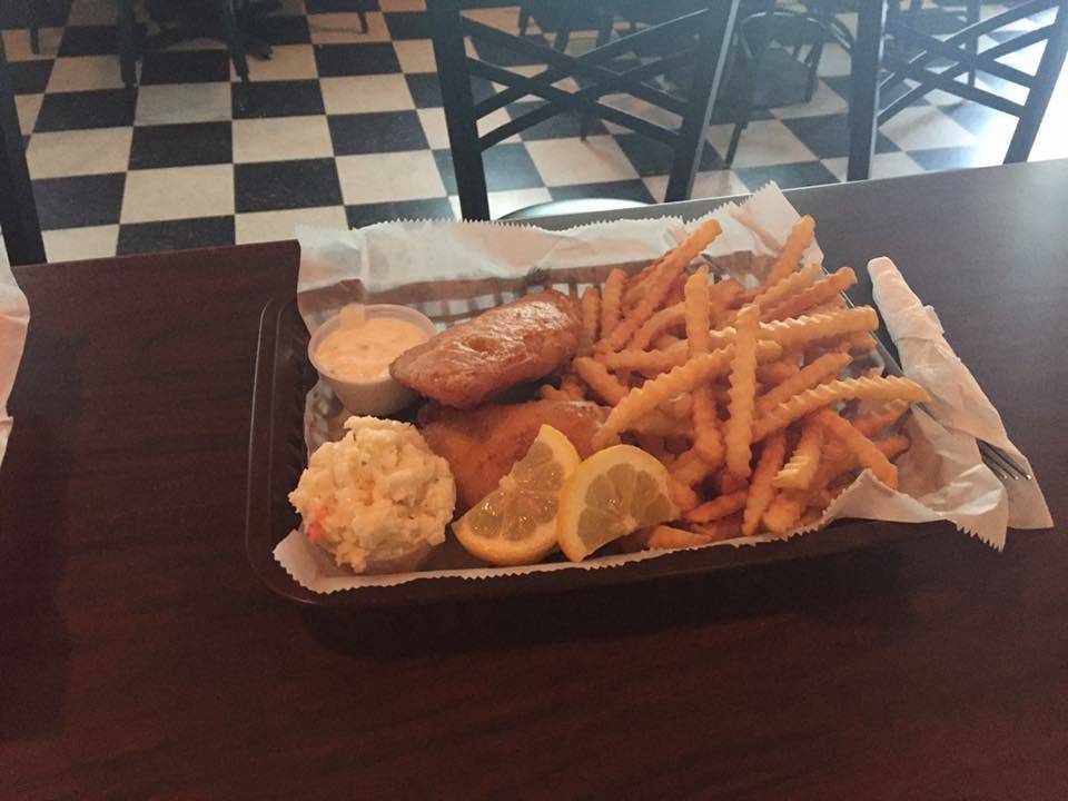 Outskirtz Saloon | restaurant | 2328 N New Franken Rd, New Franken, WI 54229, USA | 9208661590 OR +1 920-866-1590