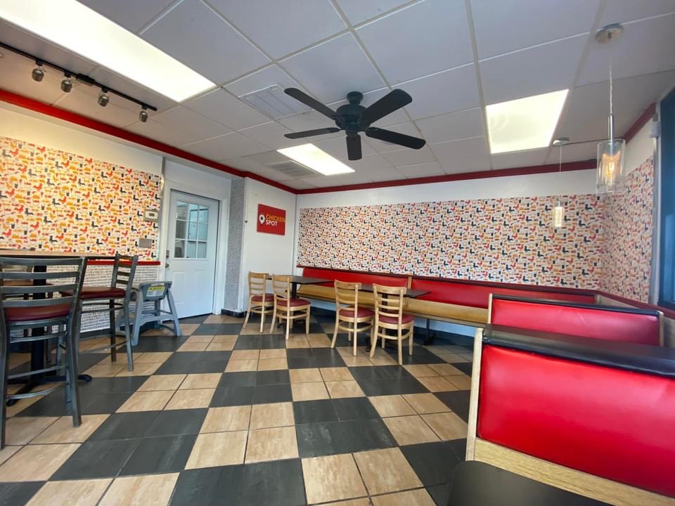 ChickenSpot | restaurant | 301 N Willis St, Visalia, CA 93291, USA | 5596239402 OR +1 559-623-9402