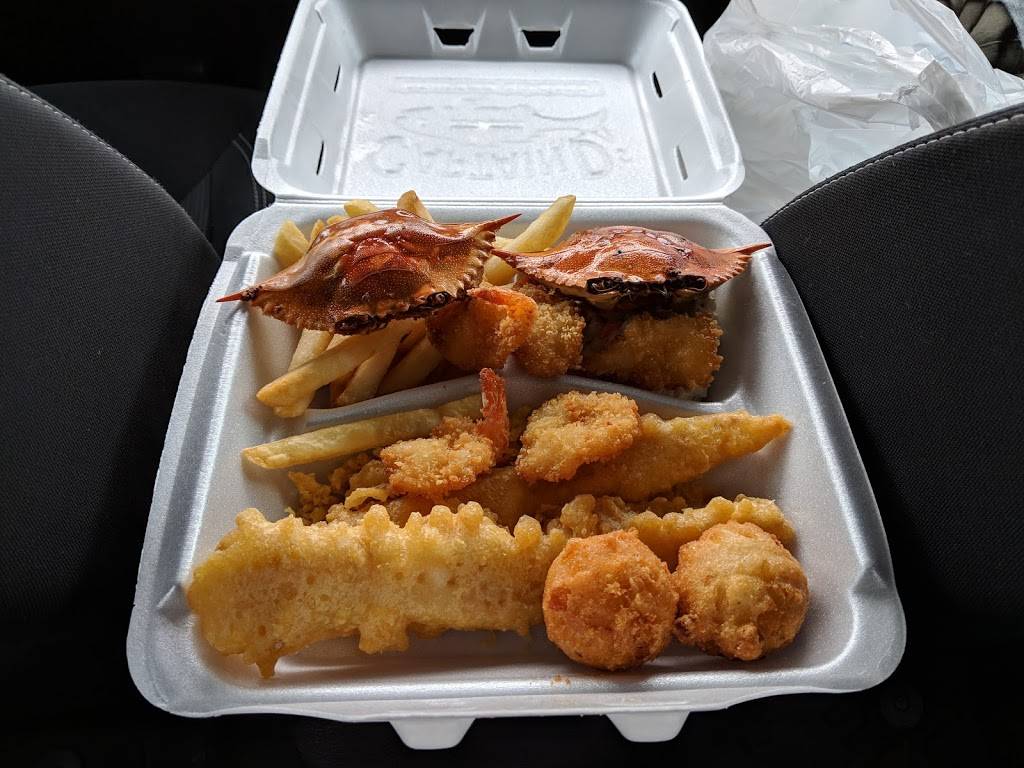 Captain Ds | restaurant | 7112 Stage Rd, Memphis, TN 38133, USA | 9013846499 OR +1 901-384-6499