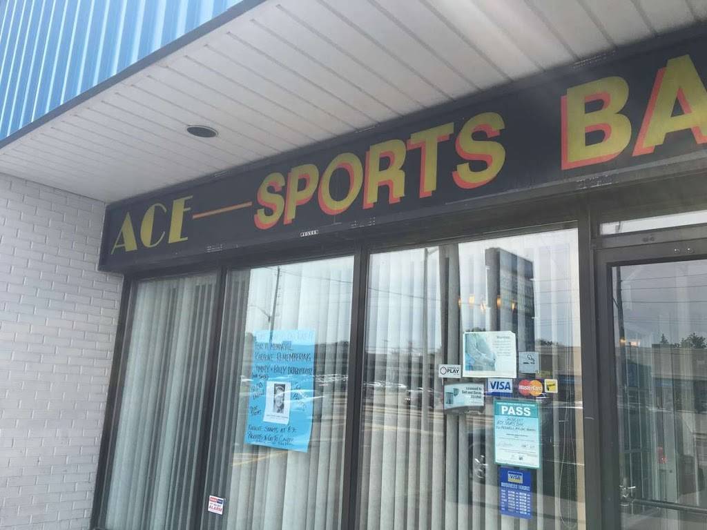 Ace Family Restaurant/Lounge | restaurant | 1120 Fennell Ave E, Hamilton, ON L8T 1S5, Canada | 9053851924 OR +1 905-385-1924