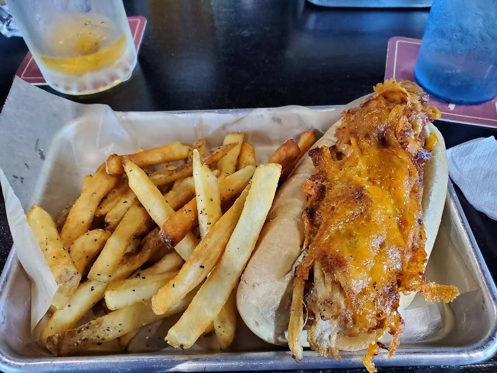 Frank n Steins | restaurant | 105 W Sherman Way Ste 106, Nixa, MO 65714, USA | 4174944165 OR +1 417-494-4165