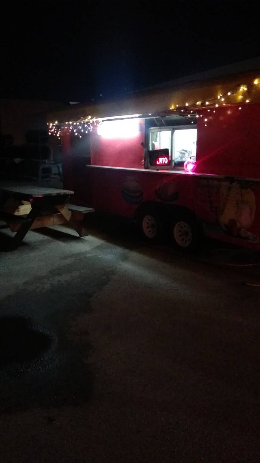 Tortas Y Tacos El Gordo | restaurant | 724-798 Oak Park Ave, Corpus Christi, TX 78408, USA | 3619336537 OR +1 361-933-6537