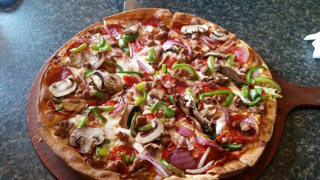Pizza Hut | restaurant | 308 W Young St, Llano, TX 78643, USA | 3252474032 OR +1 325-247-4032