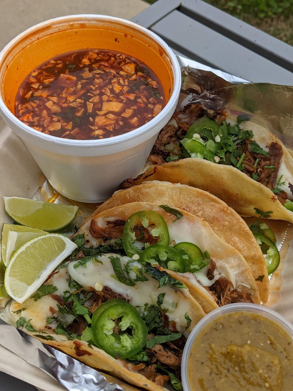 Around the Block | restaurant | Freedom Dr, Charlotte, NC 28208, USA | 7045723973 OR +1 704-572-3973