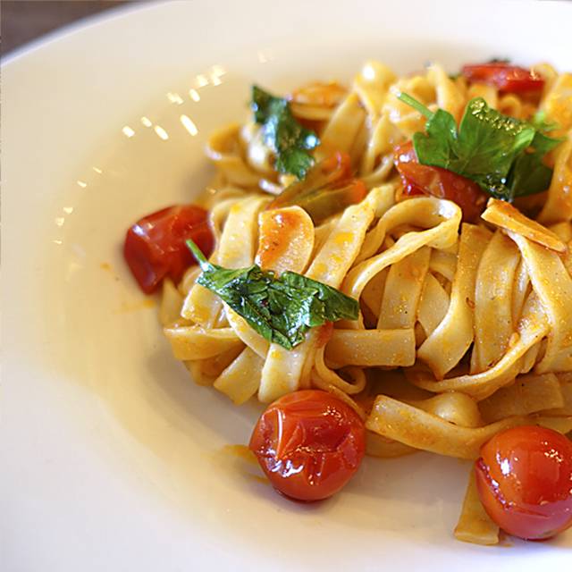 Aqua Pazzo | restaurant | 492 McClurg Rd, Youngstown, OH 44512, USA | 3309655899 OR +1 330-965-5899