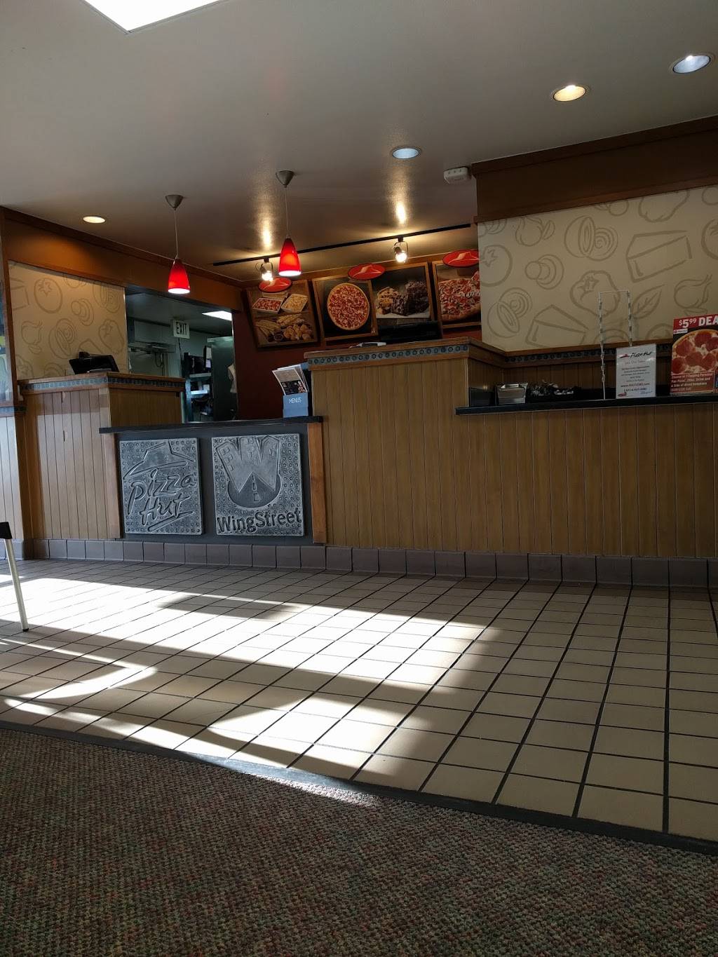 Pizza Hut | restaurant | 23717 Victory Blvd, Canoga Park, CA 91307, USA | 8187036700 OR +1 818-703-6700