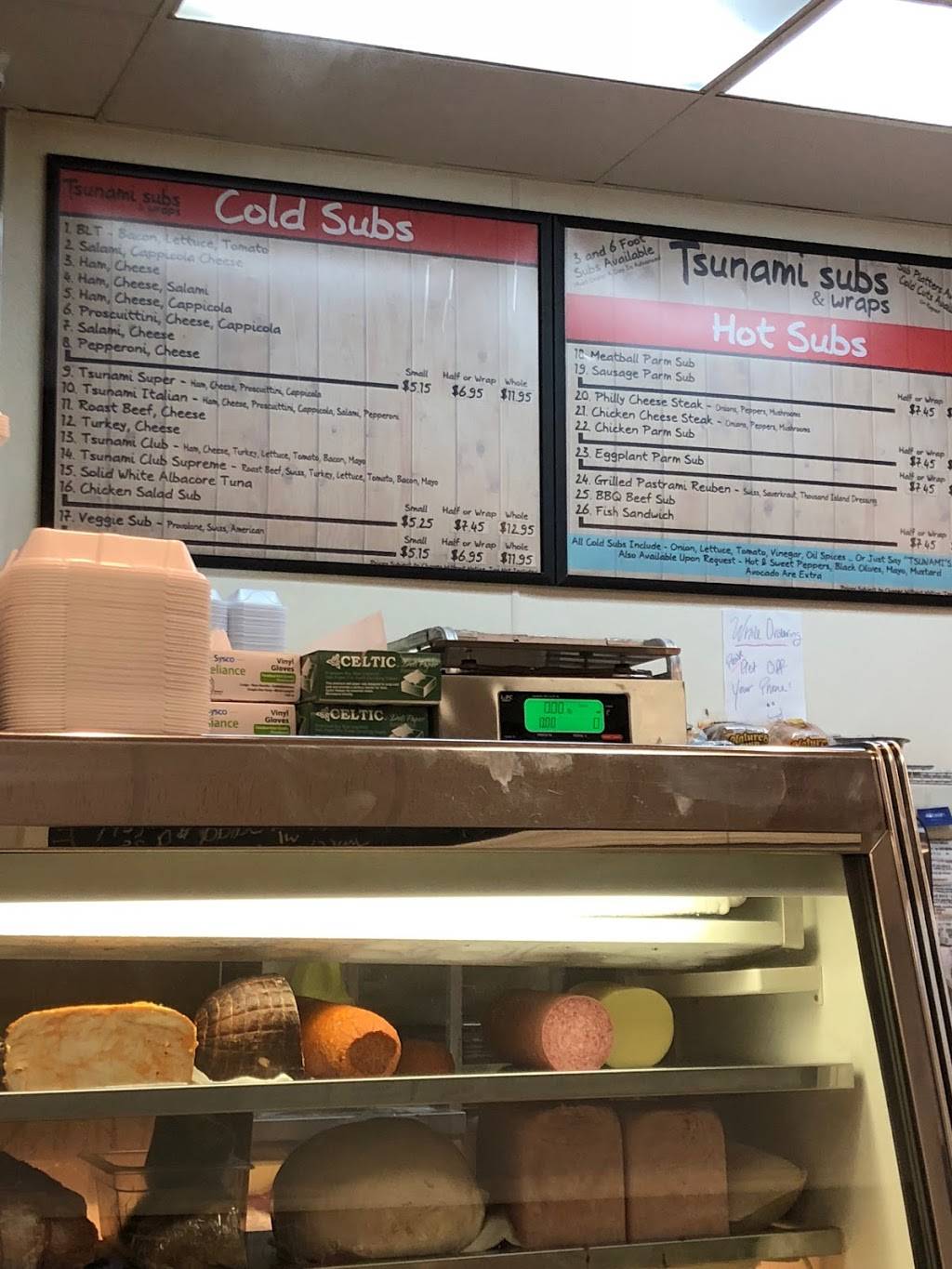 Tsunami Subs and Wraps | restaurant | 309 E Woolbright Rd, Boynton Beach, FL 33435, USA | 5617398525 OR +1 561-739-8525