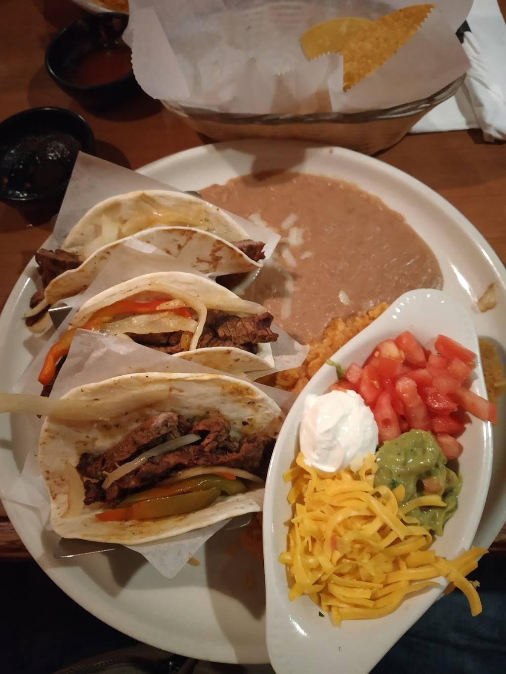 Acapulcos | restaurant | 1 1st Ave, Needham, MA 02494, USA | 3392254558 OR +1 339-225-4558