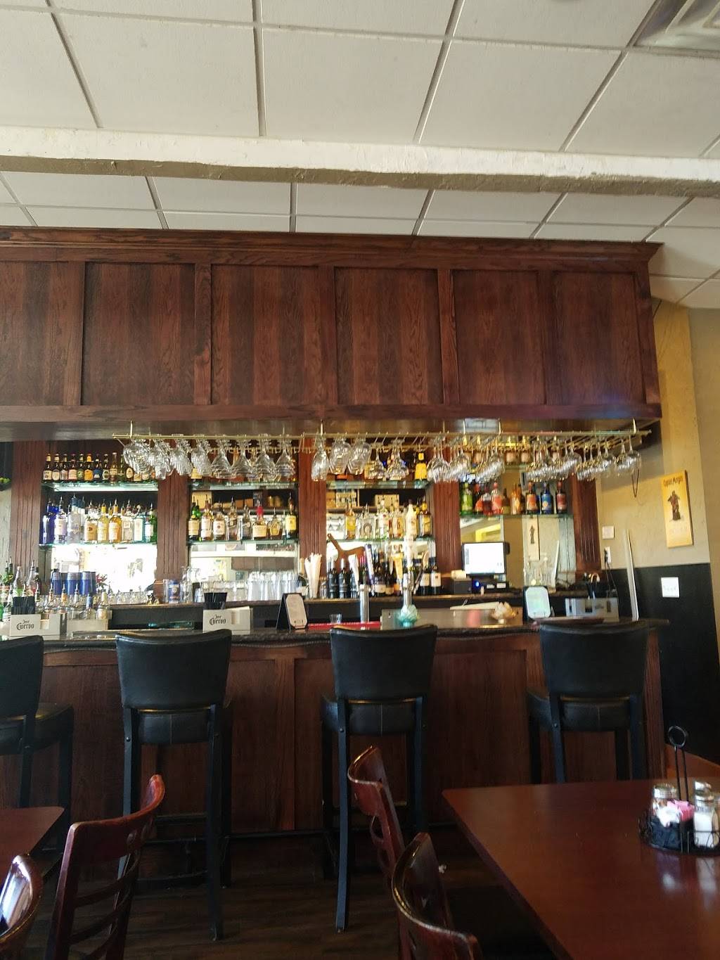 Sals Pizza & Restaurant | restaurant | 2525 Wycliff Ave, Dallas, TX 75219, USA | 2145221828 OR +1 214-522-1828