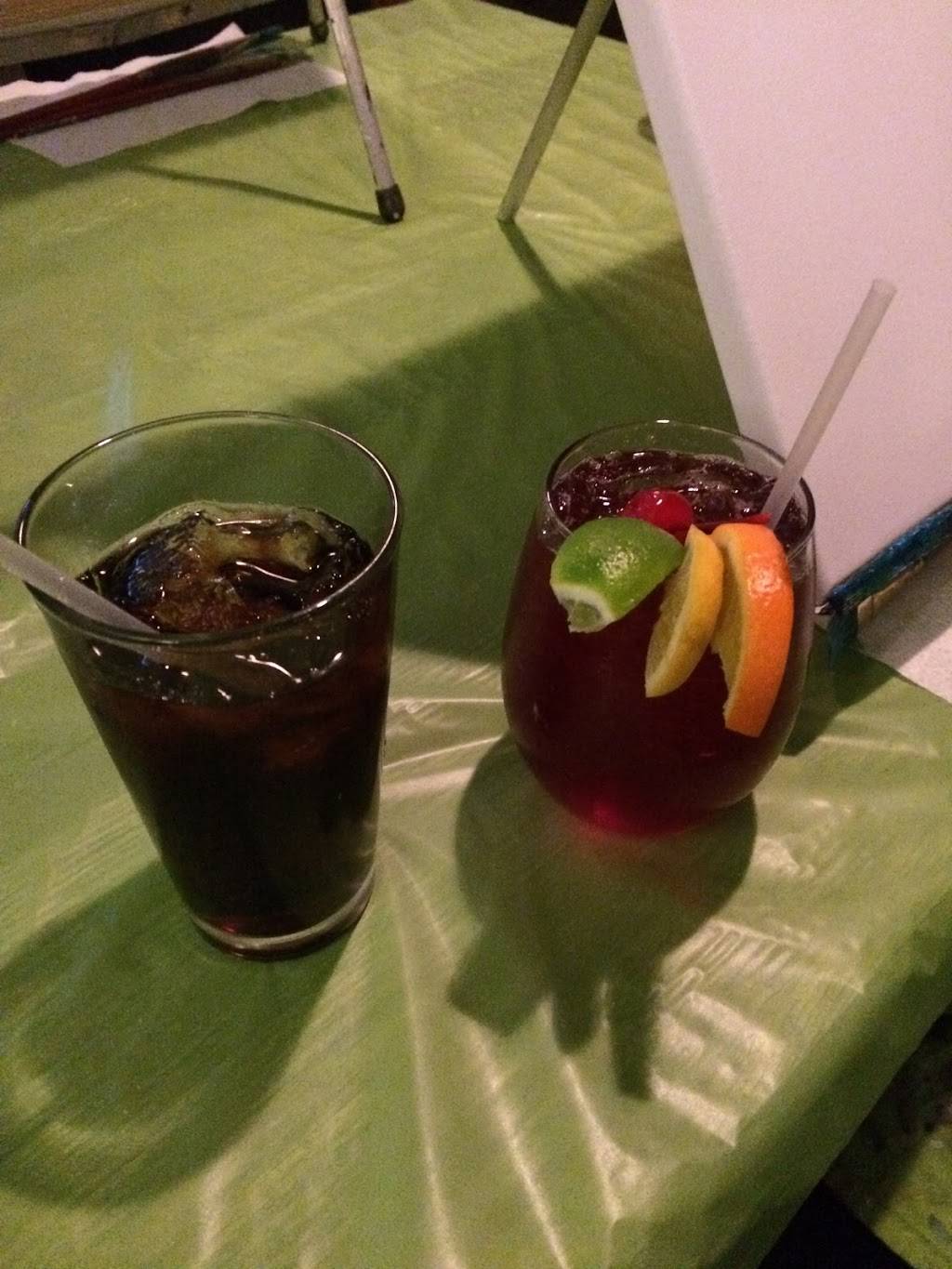 Martinis Bar & Grill | restaurant | 50 Court St, Plymouth, MA 02360, USA | 7747739782 OR +1 774-773-9782