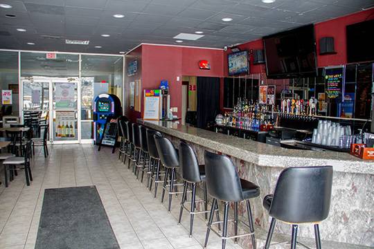 Force Sports Eastlake | restaurant | 34650 Melinz Pkwy, Eastlake, OH 44095, USA | 4405278445 OR +1 440-527-8445