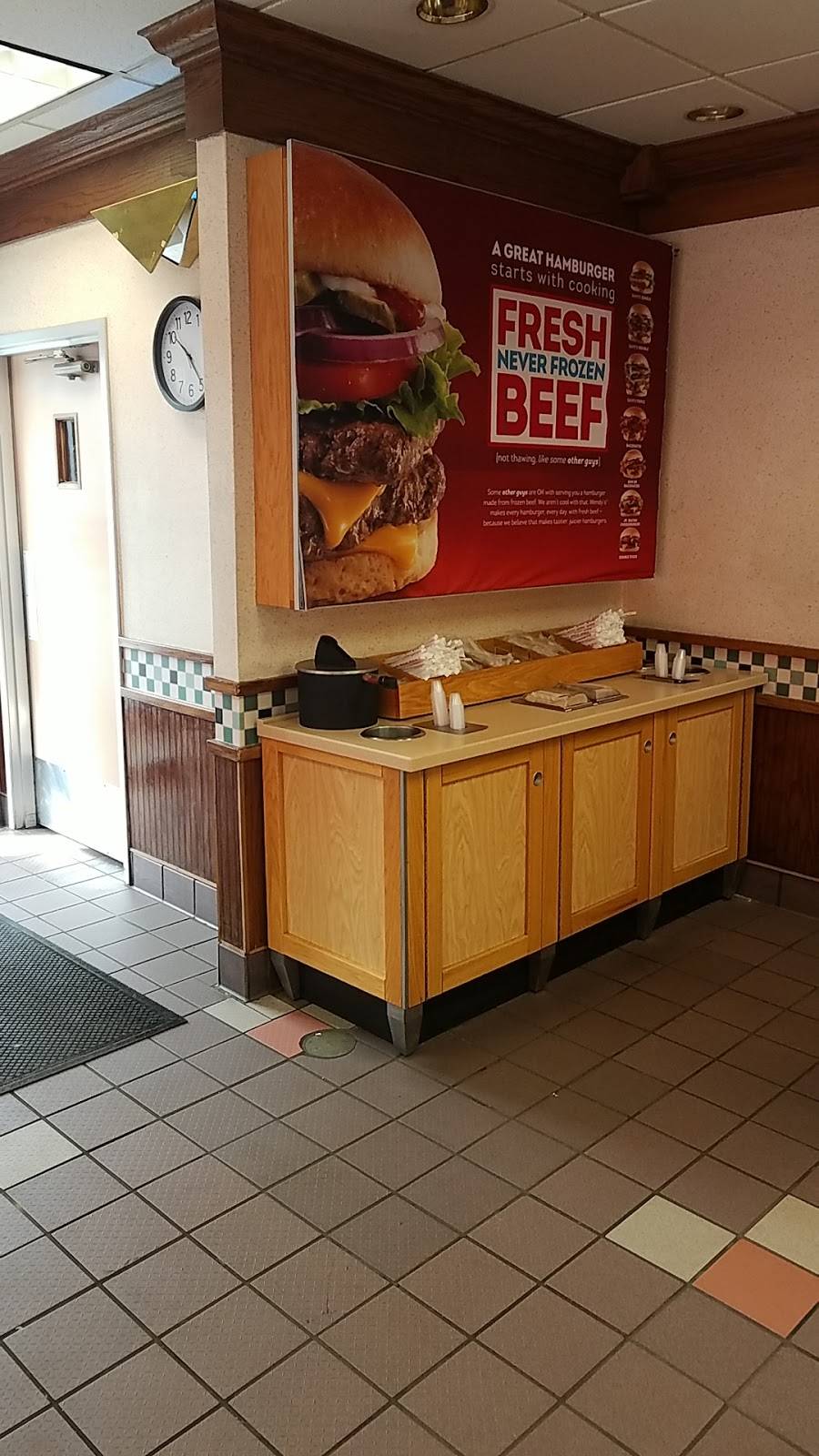 Wendys | restaurant | 1589 Naperville Wheaton Rd, Naperville, IL 60563, USA | 6303559373 OR +1 630-355-9373