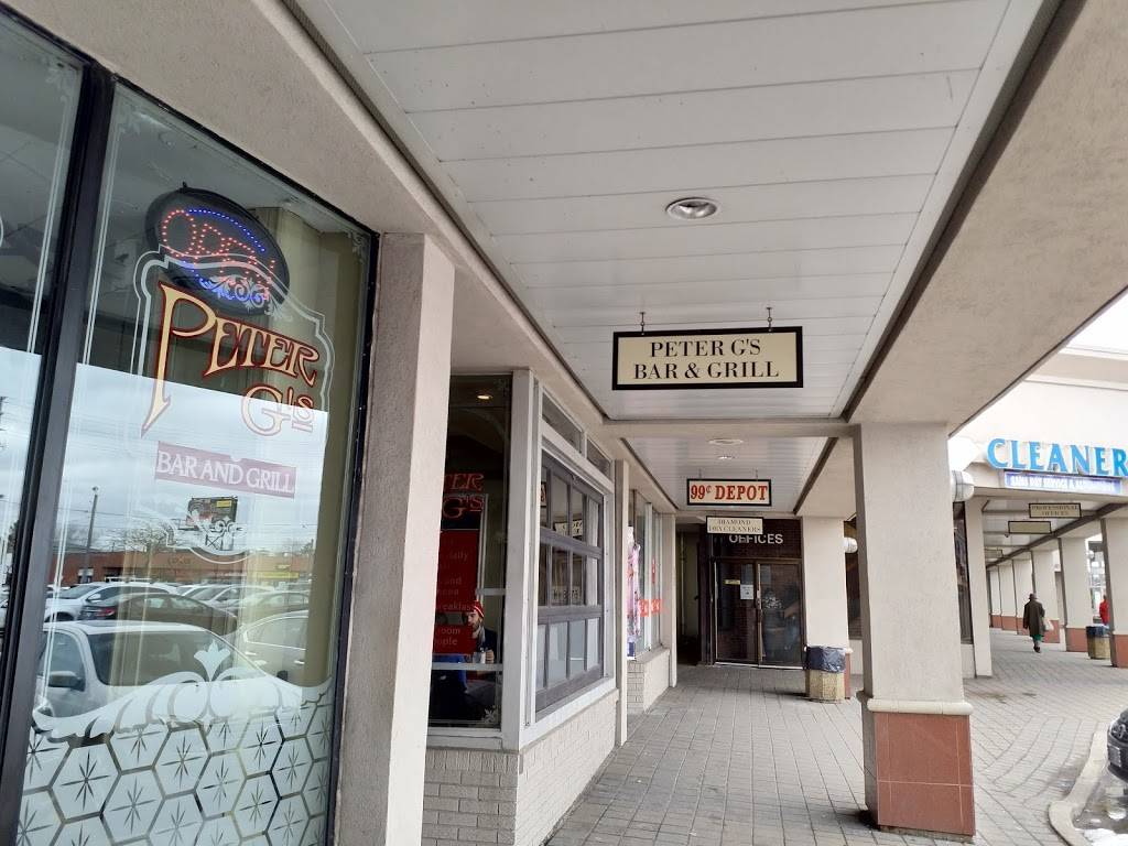 Peter Gs Bar And Grill | restaurant | 1060 Wilson Ave, North York, ON M3K 1G6, Canada | 4166365660 OR +1 416-636-5660