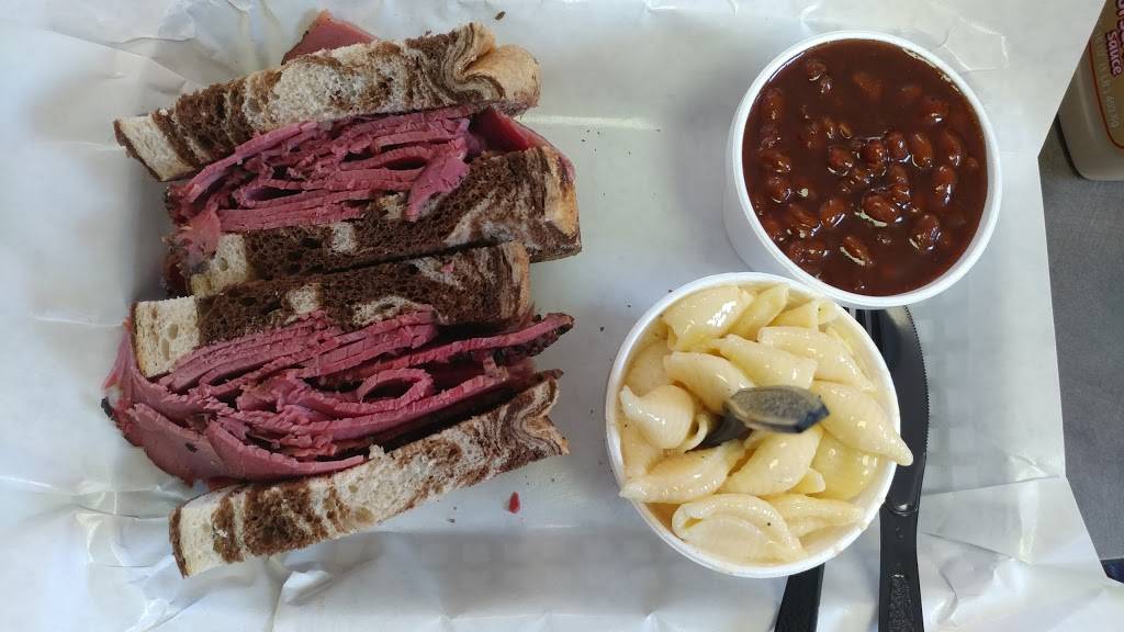 Adams Smokehouse | restaurant | 2819 Watson Rd, St. Louis, MO 63139, USA | 3148759890 OR +1 314-875-9890