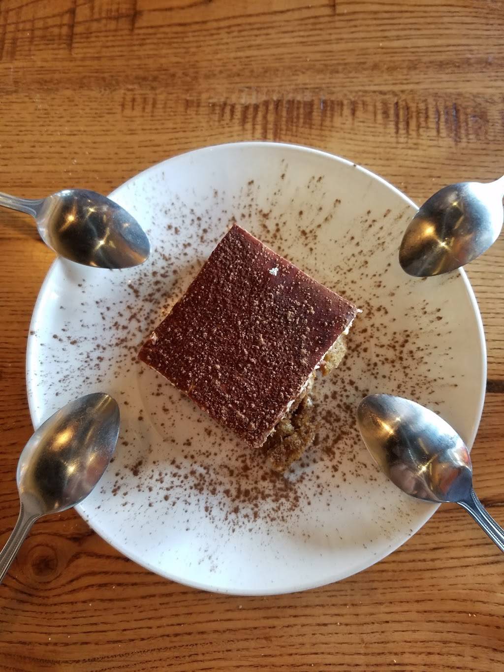 Giordanos | restaurant | 2870 W US-34, Oswego, IL 60543, USA | 6305514411 OR +1 630-551-4411